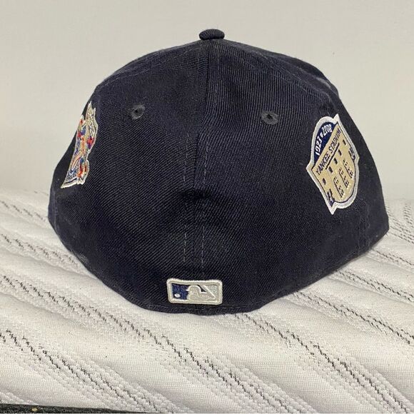 NEW ERA NY YANKEES ALL OVER PATCH 27x CHAMPIONSHIP WORLD SERIES FITTED HAT 7 1/2 - Picture 4 of 6